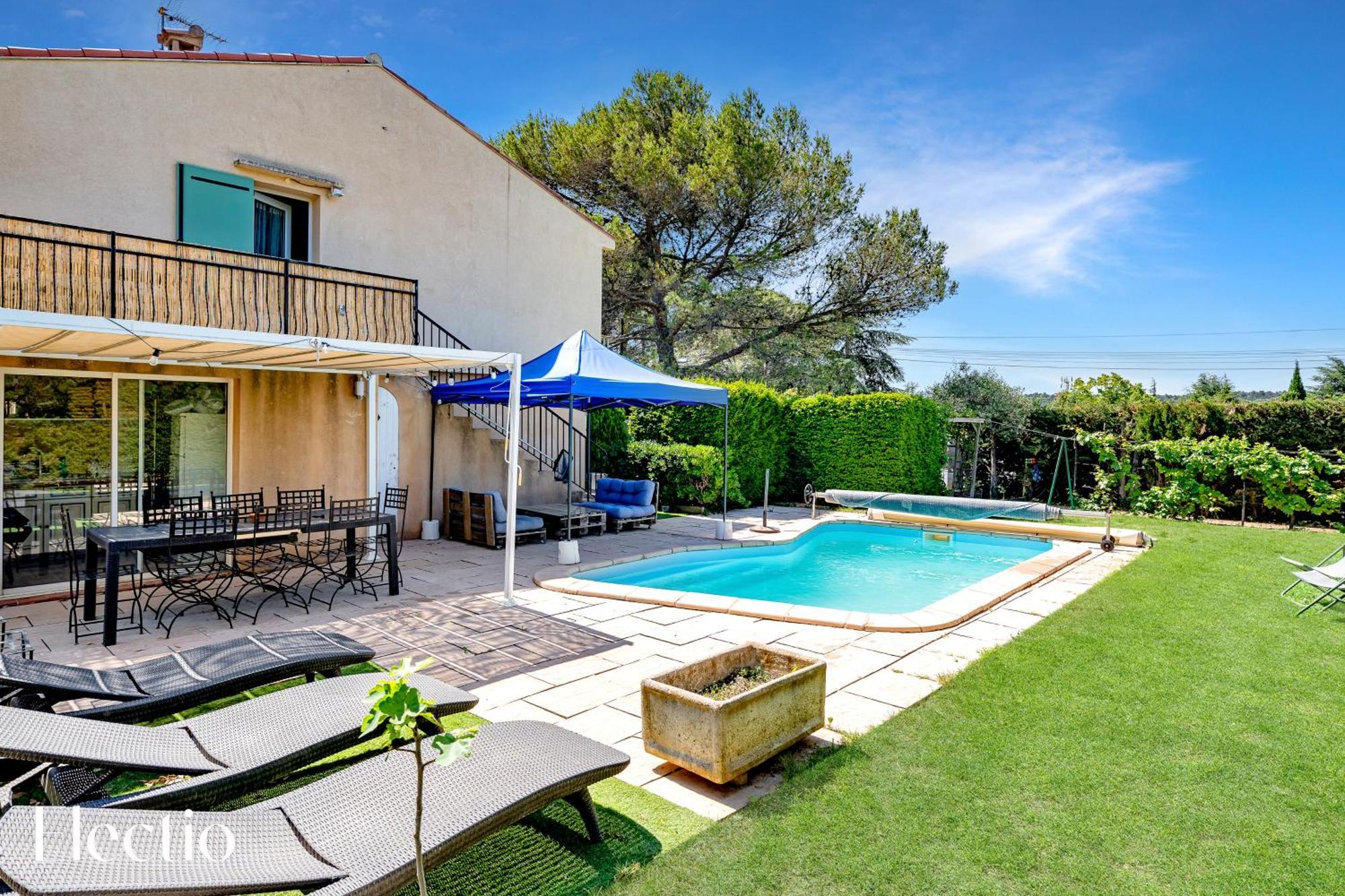 Villa Oliveda - Piscine & Salon Cinema Lourmarin Extérieur photo